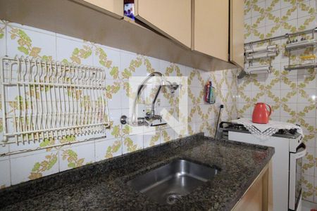 Apartamento à venda com 58m², 2 quartos e 1 vagaCozinha e Área de Serviço