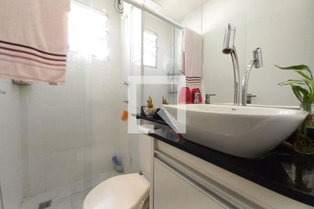 Apartamento à venda com 45m², 2 quartos e 1 vaga Apartamento à venda com 45m², 2 quartos e 1 vagaBanheiro