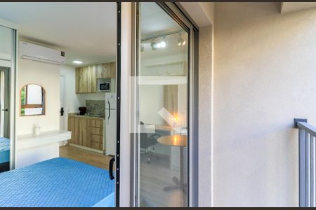 Studio à venda com 25m², 1 quarto e sem vaga Studio à venda com 25m², 1 quarto e sem vagaVaranda
