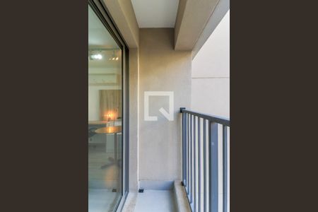 Studio à venda com 25m², 1 quarto e sem vaga Studio à venda com 25m², 1 quarto e sem vagaVaranda