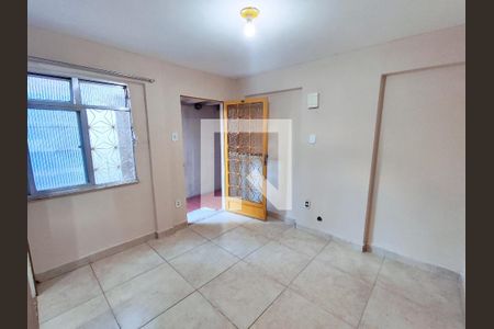 Sala de apartamento para alugar com 2 quartos, 35m² em Cascadura, Rio de Janeiro