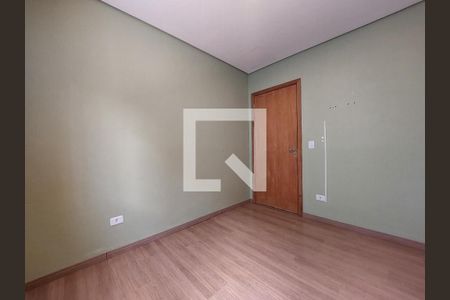 Quarto 1 de casa para alugar com 2 quartos, 250m² em Vila Gea, São Paulo