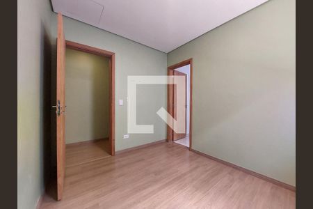 Quarto 1 de casa para alugar com 2 quartos, 250m² em Vila Gea, São Paulo