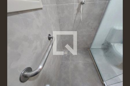 Casa à venda com 250m², 2 quartos e 2 vagas Casa à venda com 250m², 2 quartos e 2 vagasBanheiro 2