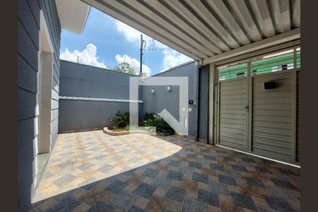 Casa à venda com 250m², 2 quartos e 2 vagas Casa à venda com 250m², 2 quartos e 2 vagasGaragem