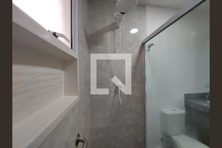 Casa à venda com 250m², 2 quartos e 2 vagas Casa à venda com 250m², 2 quartos e 2 vagasBanheiro 2