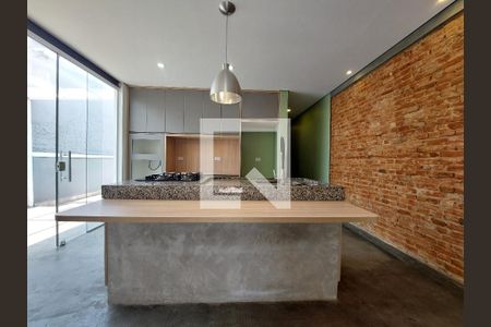 Casa à venda com 250m², 2 quartos e 2 vagas Casa à venda com 250m², 2 quartos e 2 vagasCozinha