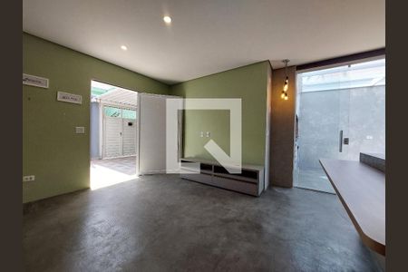 Sala de casa para alugar com 2 quartos, 250m² em Vila Gea, São Paulo