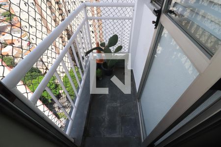 Sacada de apartamento à venda com 3 quartos, 70m² em Vila Esperança, São Paulo