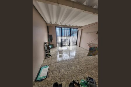 Casa à venda com 2 quartos, 108m² em Carandiru, São Paulo