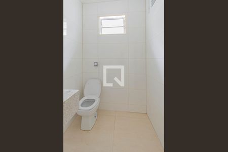 Casa à venda com 150m², 3 quartos e 2 vagasLavabo