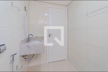 Casa à venda com 150m², 3 quartos e 2 vagasBanheiro da Suíte 2