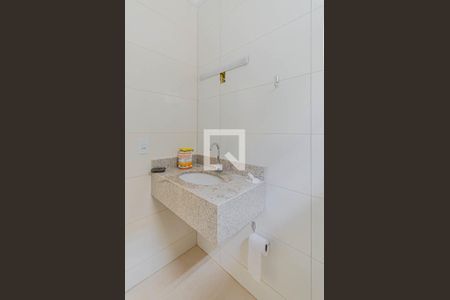 Casa à venda com 150m², 3 quartos e 2 vagasLavabo