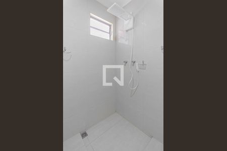 Casa à venda com 150m², 3 quartos e 2 vagasBanheiro