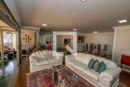 Sala de Estar  de apartamento à venda com 5 quartos, 365m² em Cambuí, Campinas
