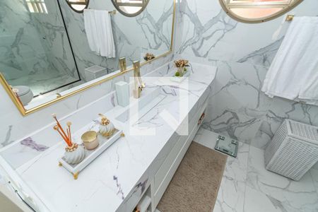 Apartamento à venda com 365m², 5 quartos e 3 vagasBanheiro da Suíte 4