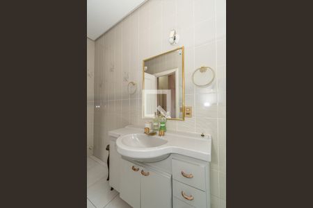 Apartamento à venda com 365m², 5 quartos e 3 vagasBanheiro da Suíte 2