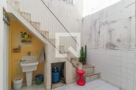 Casa para alugar com 120m², 2 quartos e sem vaga Casa para alugar com 120m², 2 quartos e sem vagaQuintal