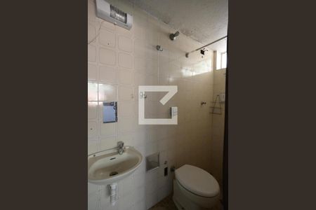 Casa à venda com 276m², 3 quartos e 2 vagasBanheiro