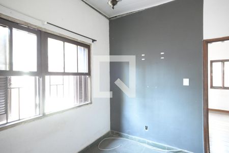 Casa à venda com 276m², 3 quartos e 2 vagasQuarto