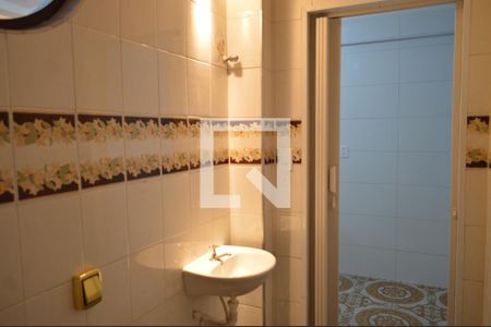 Apartamento para alugar com 62m², 2 quartos e sem vagaBanheiro