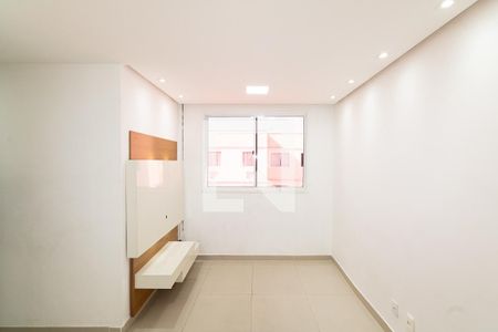 Sala de apartamento para alugar com 2 quartos, 45m² em Campo Grande, Rio de Janeiro