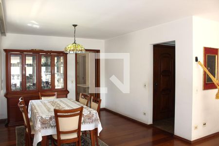 Sala de apartamento para alugar com 3 quartos, 140m² em Perdizes, São Paulo