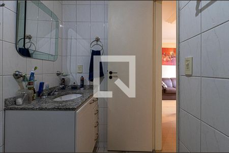 banheiro social_4 de apartamento à venda com 2 quartos, 50m² em Vila Arapuã, São Paulo
