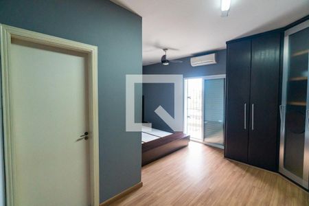 Suite de casa à venda com 3 quartos, 242m² em Parque Imperial, São Paulo