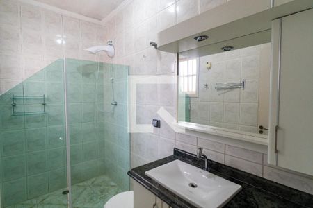 Banheiro da Suíte de casa para alugar com 3 quartos, 242m² em Parque Imperial, São Paulo