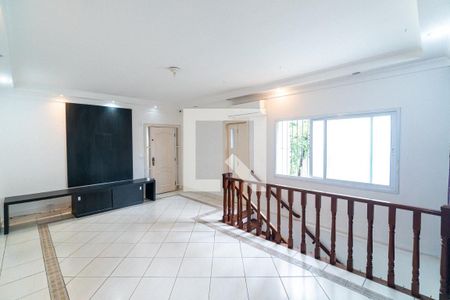 Sala de casa à venda com 3 quartos, 242m² em Parque Imperial, São Paulo