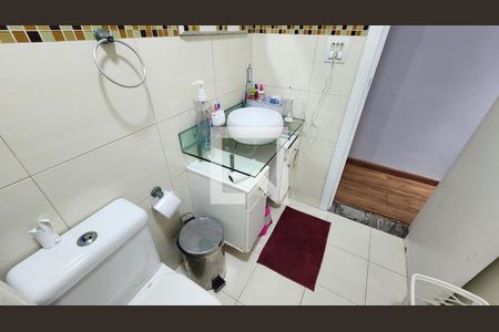 Apartamento para alugar com 85m², 2 quartos e 1 vaga Apartamento para alugar com 85m², 2 quartos e 1 vagaBanheiro