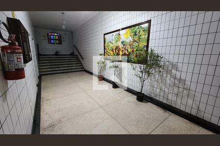 Apartamento para alugar com 85m², 2 quartos e 1 vaga Apartamento para alugar com 85m², 2 quartos e 1 vagaHall de entrada