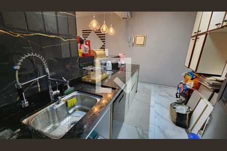 Apartamento para alugar com 85m², 2 quartos e 1 vaga Apartamento para alugar com 85m², 2 quartos e 1 vagaCozinha