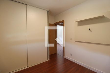 Apartamento à venda com 71m², 2 quartos e 2 vagasQuarto 3