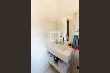 Casa à venda com 88m², 2 quartos e 2 vagas Casa à venda com 88m², 2 quartos e 2 vagasBanheiro