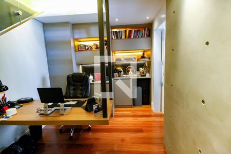 Apartamento à venda com 210m², 3 quartos e 5 vagasEscritório