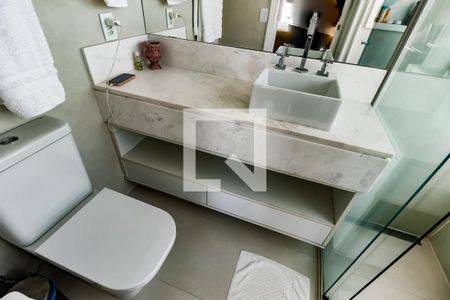 Apartamento à venda com 210m², 3 quartos e 5 vagasBanheiro da Suíte 2