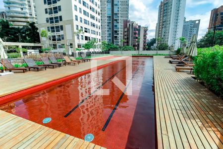 Apartamento à venda com 210m², 3 quartos e 5 vagasÁrea comum - Piscina