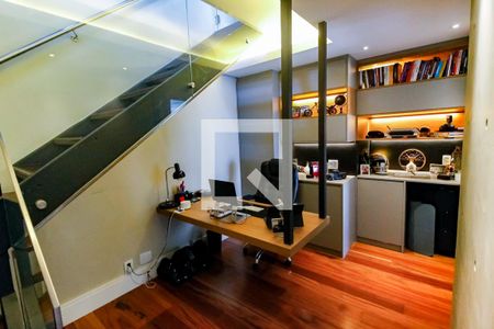 Apartamento à venda com 210m², 3 quartos e 5 vagasEscritório