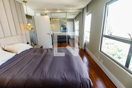 Apartamento à venda com 210m², 3 quartos e 5 vagasSuíte 1 - armários