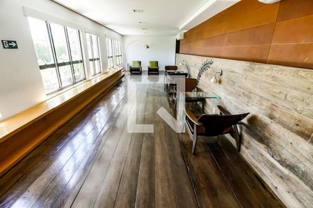 Apartamento à venda com 210m², 3 quartos e 5 vagasÁrea comum - Salão de festas