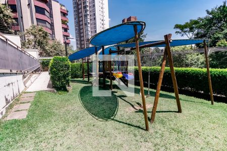 Apartamento à venda com 210m², 3 quartos e 5 vagasÁrea comum - Playground