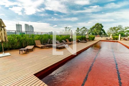 Apartamento à venda com 210m², 3 quartos e 5 vagasÁrea comum - Piscina