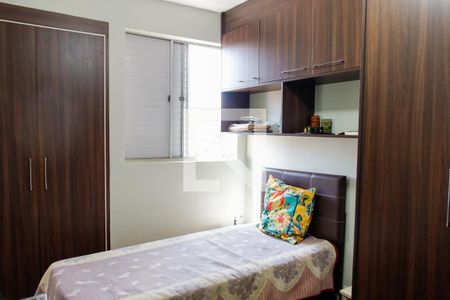 Quarto 2 de apartamento à venda com 3 quartos, 76m² em Vila Yara, Osasco