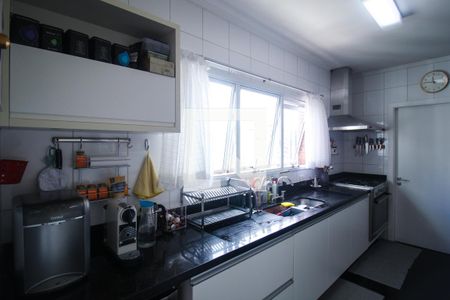 Apartamento à venda com 166m², 4 quartos e 3 vagasCozinha e Área de Serviço