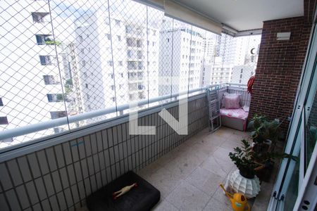 Varanda de apartamento à venda com 4 quartos, 166m² em Aclimação, São Paulo