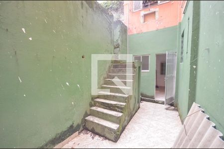 Casa à venda com 300m², 5 quartos e 1 vagaÁrea de Serviço 