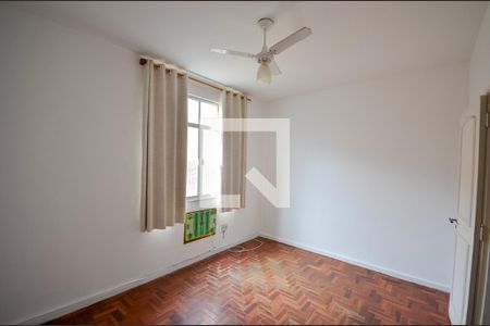 Casa à venda com 300m², 5 quartos e 1 vagaSuíte