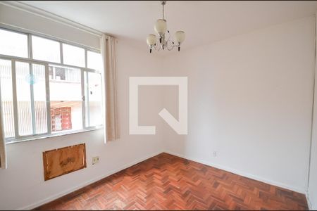 Casa à venda com 300m², 5 quartos e 1 vagaQuarto 1